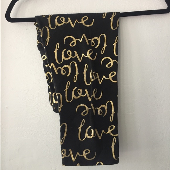 No Boundaries //❤️ Gold “Love” capris leggings EUC - Picture 6 of 10